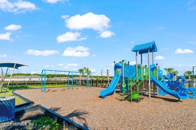 Building Photo - 12659 European Beech Rd