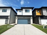 Building Photo - OXFORD-33135 Oak Heights Place, Magnolia, ...