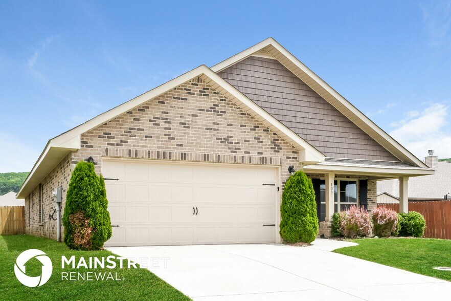 Primary Photo - 103 BrookLawn Dr