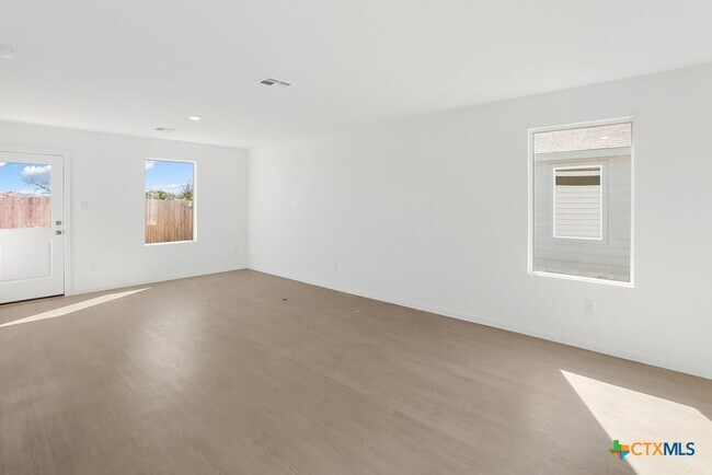 Building Photo - 316 Alligator Crk