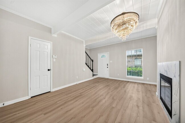 Building Photo - 5328 Brownway St