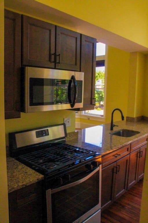 Building Photo - 610 Mulberry Street, #3