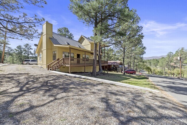 Building Photo - 126 North St