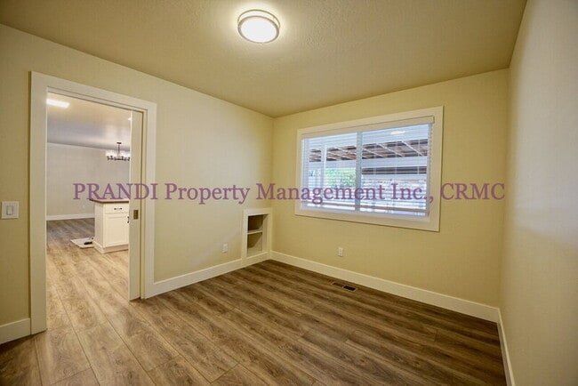 Building Photo - 85 Jackson Dr