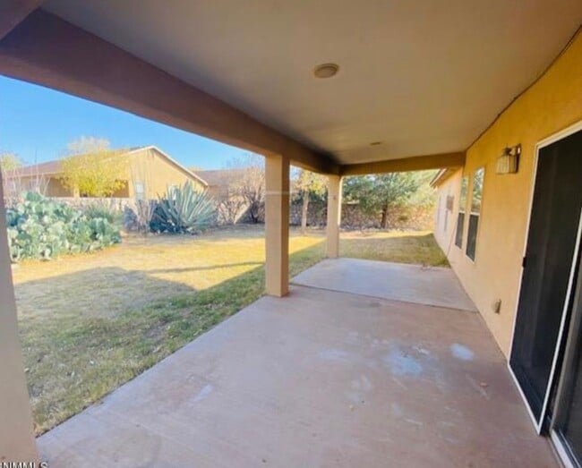 Building Photo - Nice home for rent