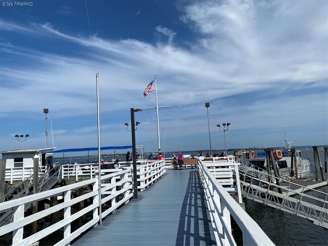 Building Photo - 15 Prospect St