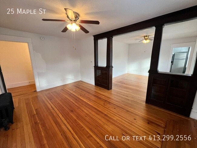 Building Photo - 25 Maple St