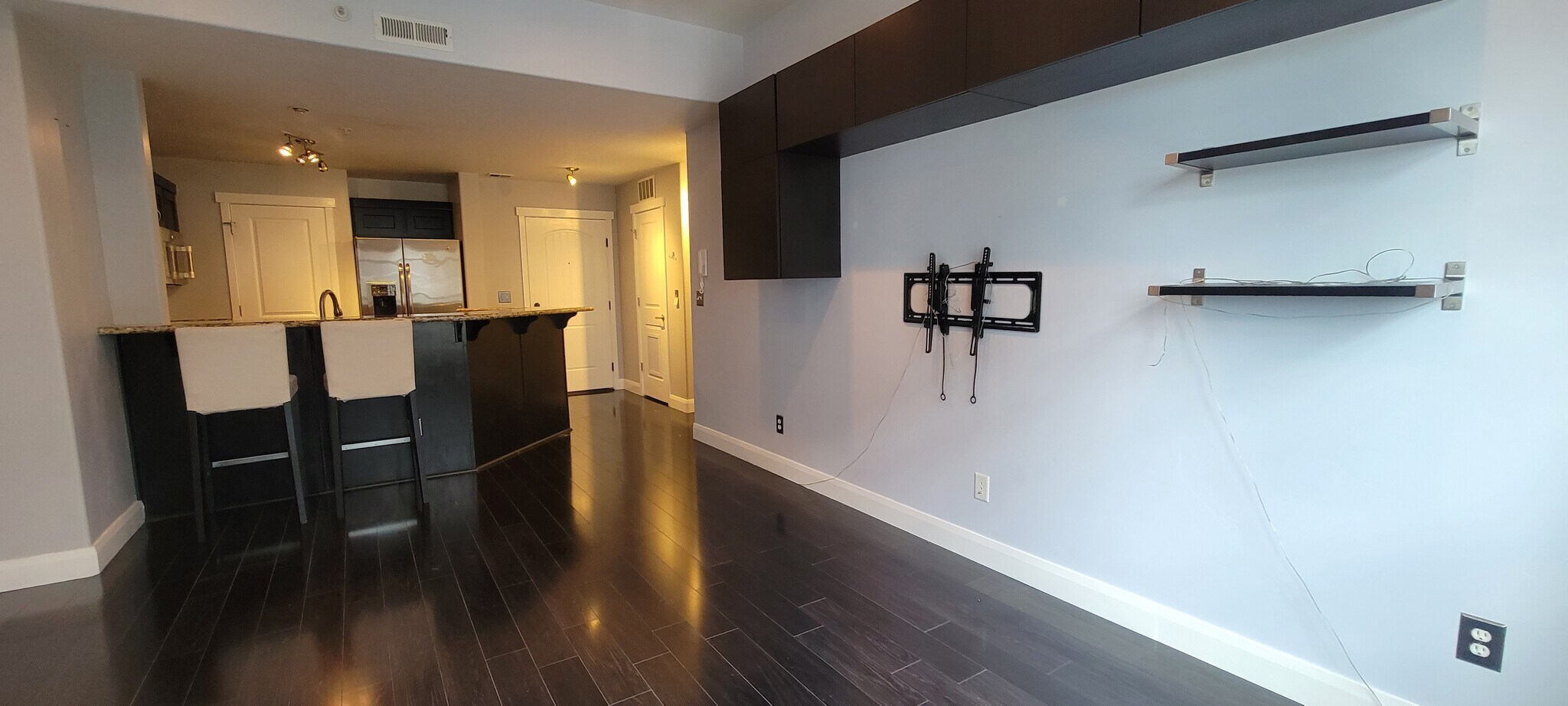 Building Photo - 4276 S Main St