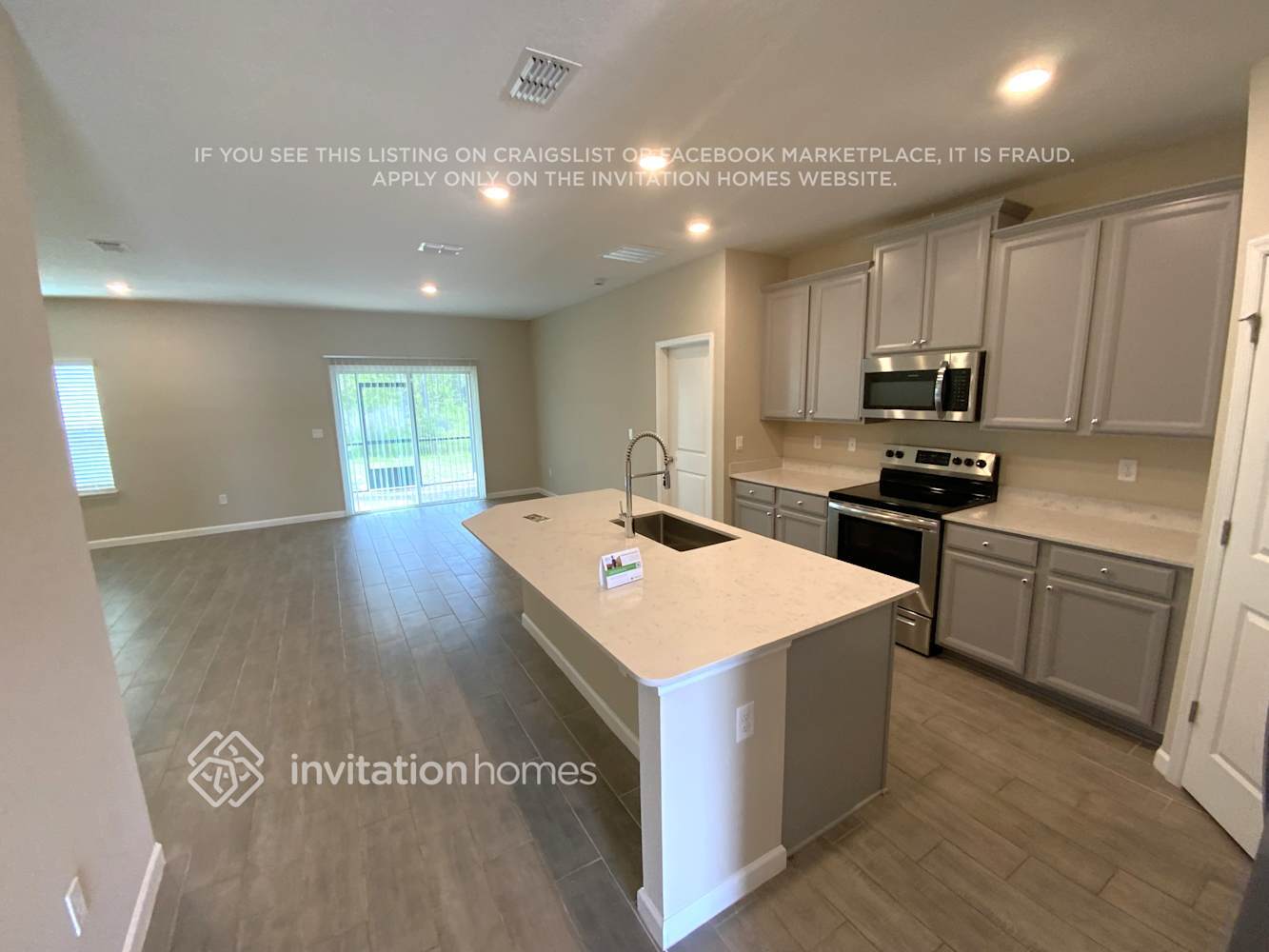 Building Photo - 9829 Lemon Balm Wy