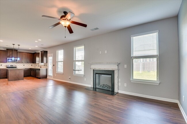 Building Photo - 1543 Driftwood Ln