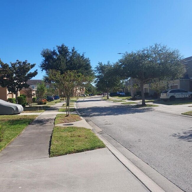 Building Photo - 6723 Holly Heath Dr