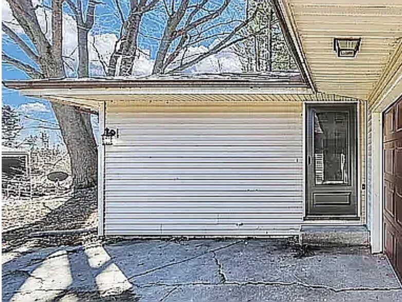 Primary Photo - 1728 Cindy Lynn St