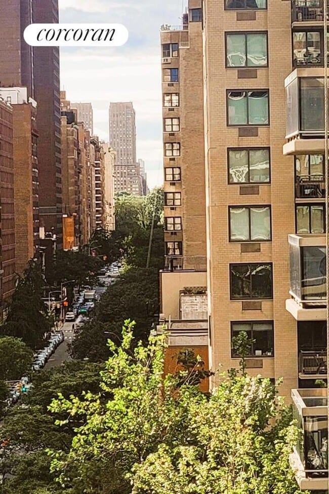 Building Photo - 515 E 72nd St