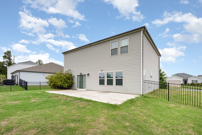 Building Photo - 8604 Caruthers Dr
