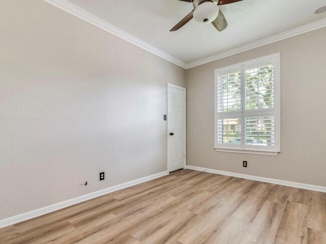 Building Photo - 808 Timber Trail