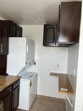 Building Photo - 72-05 Little Neck Pkwy