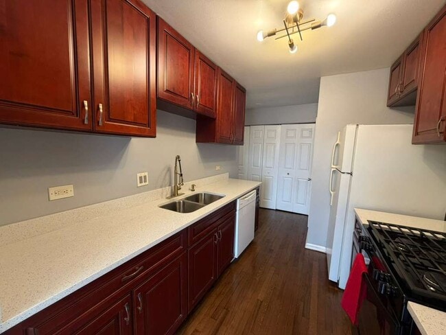 Building Photo - 1612 Islandview Ct