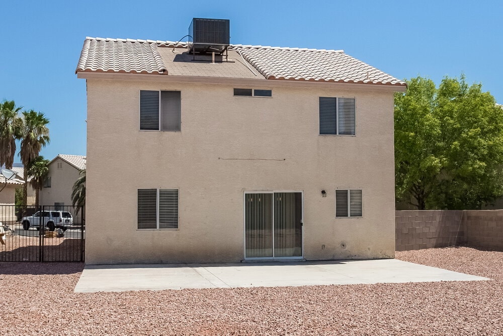 Building Photo - 7533 Hickory Hills Dr