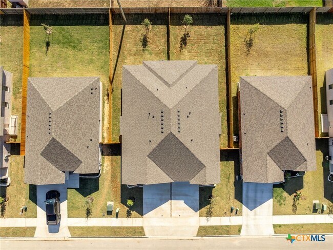 Building Photo - 5104 Rose Gdn Lp