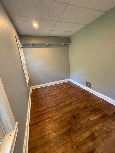 Building Photo - 1815 Highland Ave