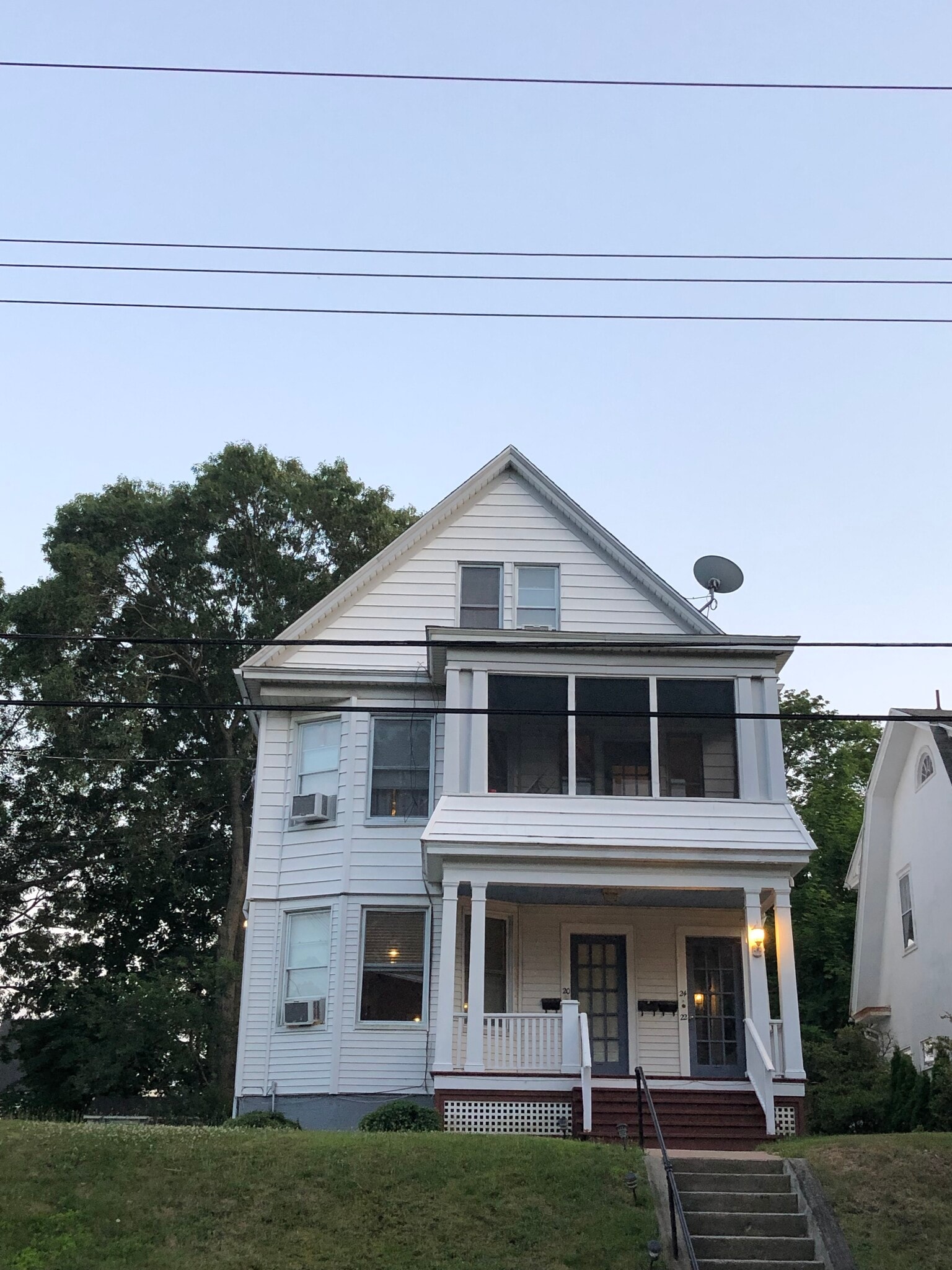 Building Photo - 24 Westwood Rd