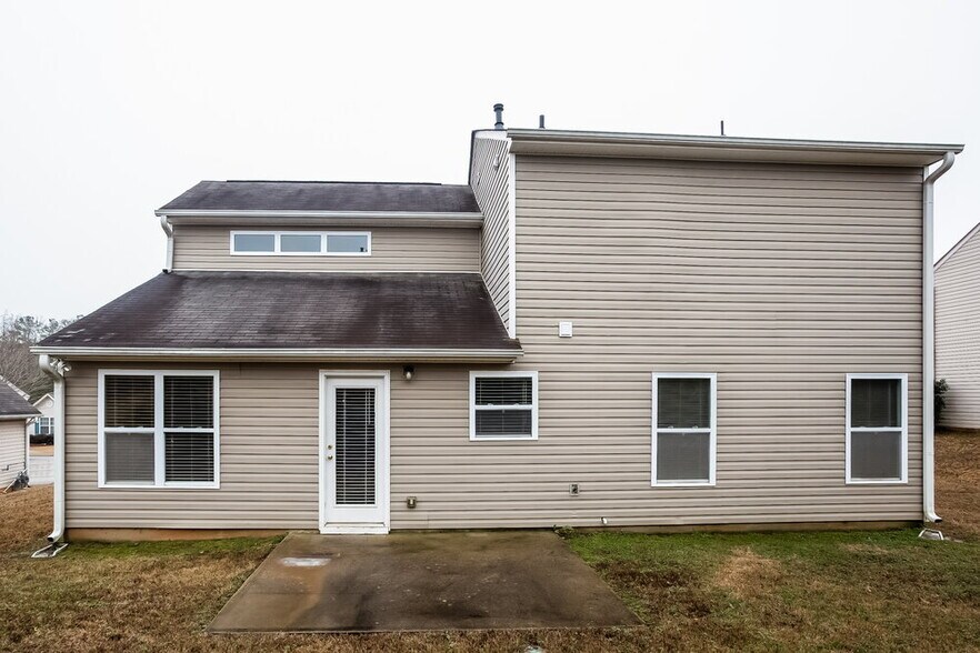 Building Photo - 108 Mount Comet Ct