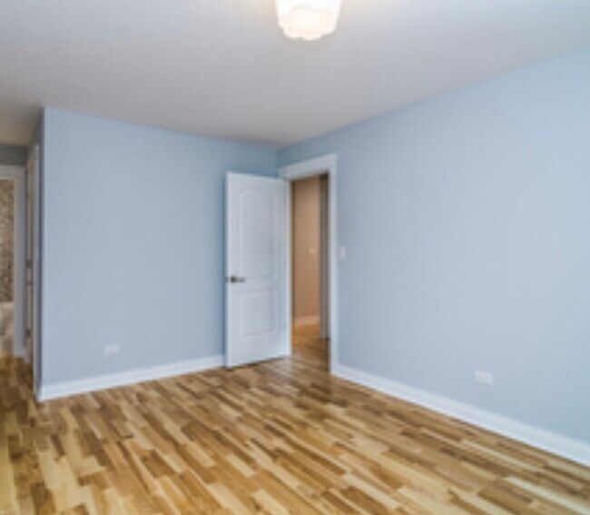 Building Photo - 1026 Castilian Ct