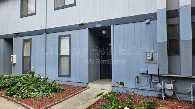 Building Photo - 1349 Tree Garden Pl