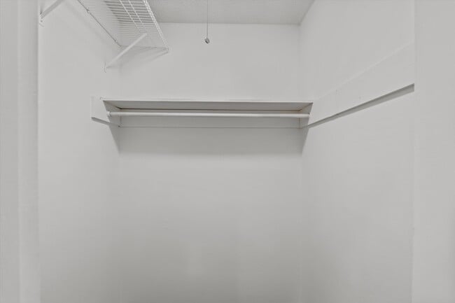 Building Photo - 119 Sunnywood Dr