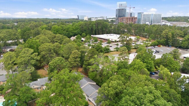 Building Photo - 3733 Yorktown Pl
