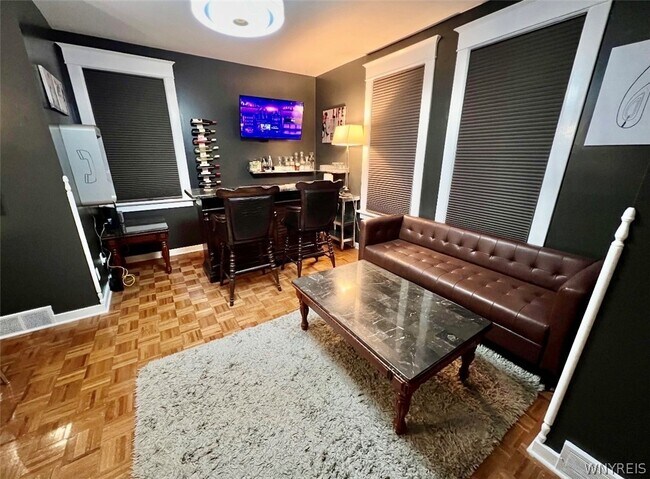 Building Photo - 25 Whitney Pl