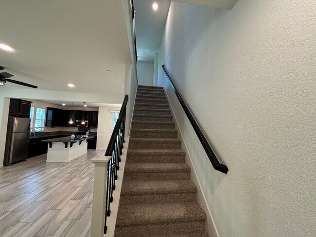 Building Photo - Spacious 4 Bedroom, 3 Bath Home with Bonus Room, 2 Car Garage in Westpark Village!