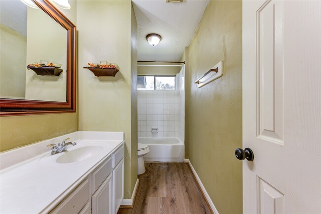 Building Photo - 1223 Oak Canyon Ln