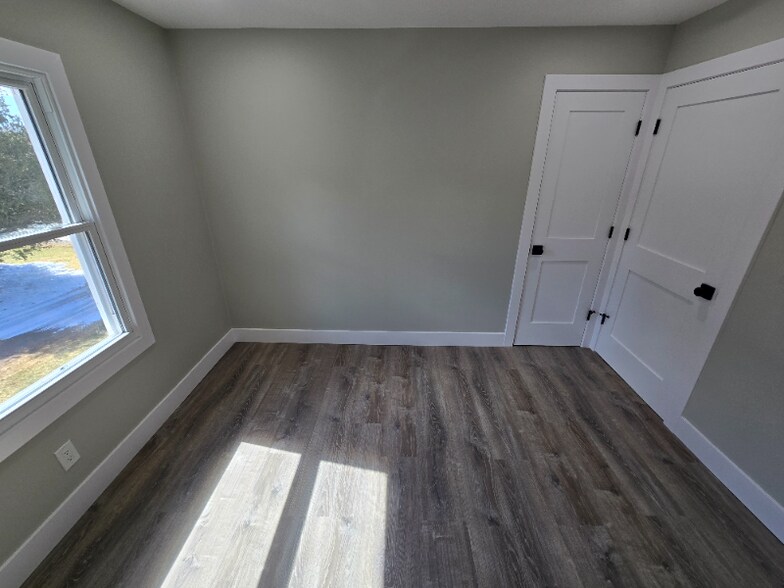 Building Photo - 15581 NY-28