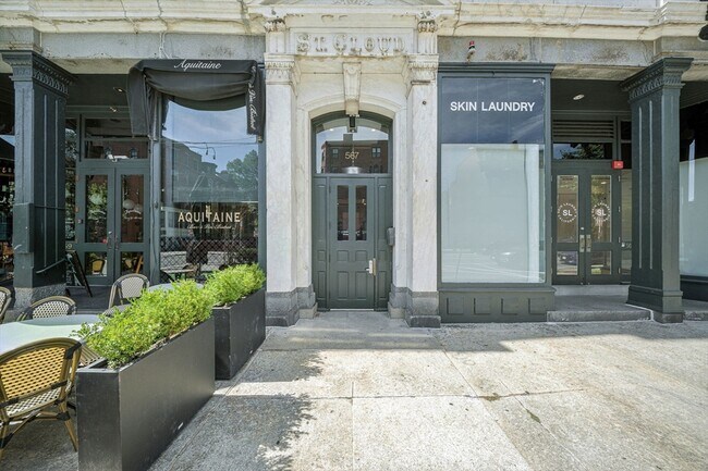 Building Photo - 567 Tremont St