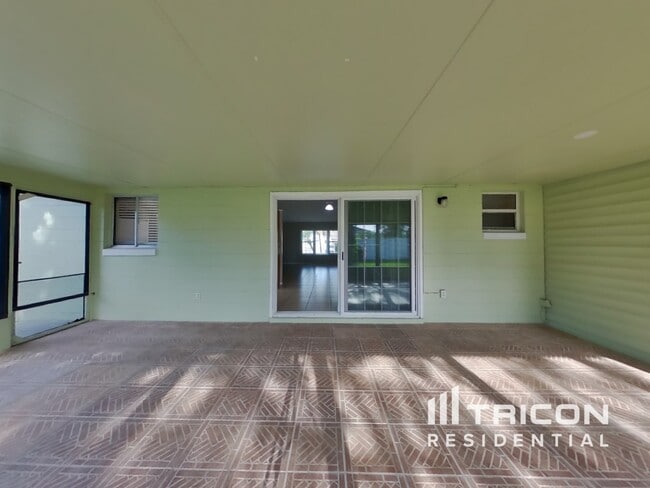 Building Photo - 12765 Ohio Woods Ln
