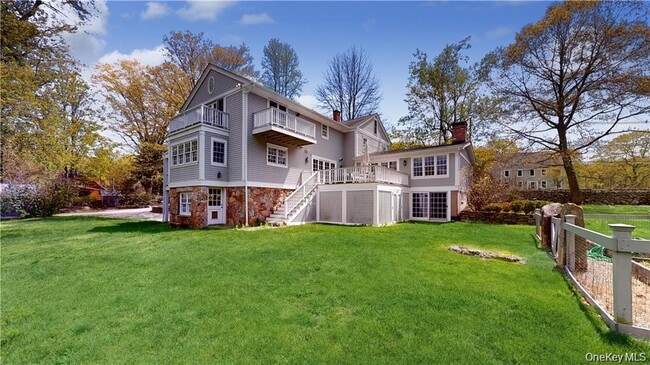 Building Photo - 25 East St