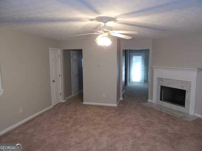 Building Photo - 5659 Windfall Ln