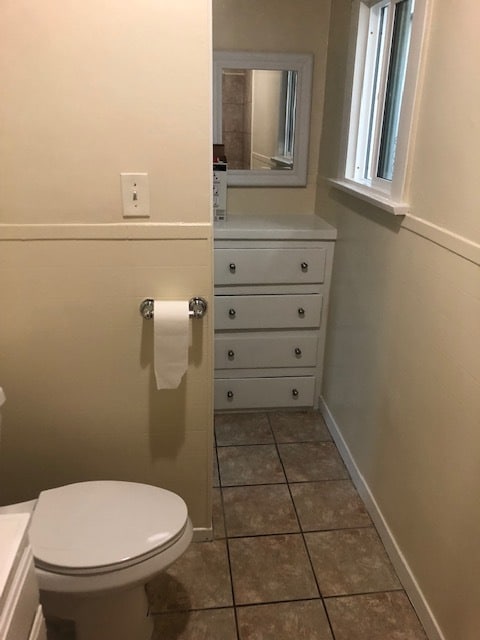 bathroom nook area - 112 S Fir Ave