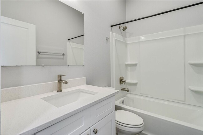 Building Photo - 5017 Moravian Dr