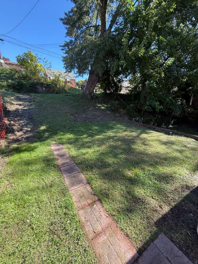 Building Photo - 1606 Woodmont Ave