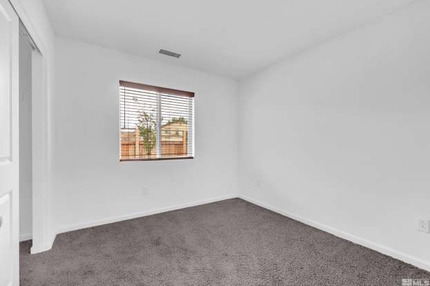 Building Photo - 698 Valmy Dr