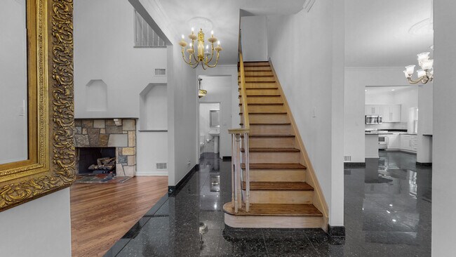 Building Photo - 18284 Radnor Rd