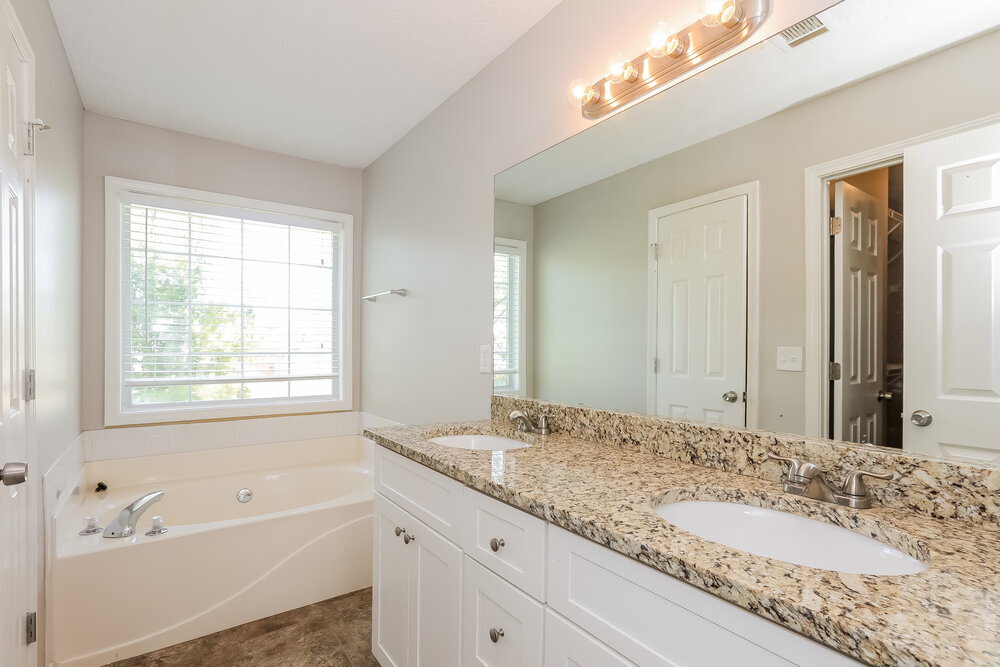 Building Photo - 350 Towler Dr