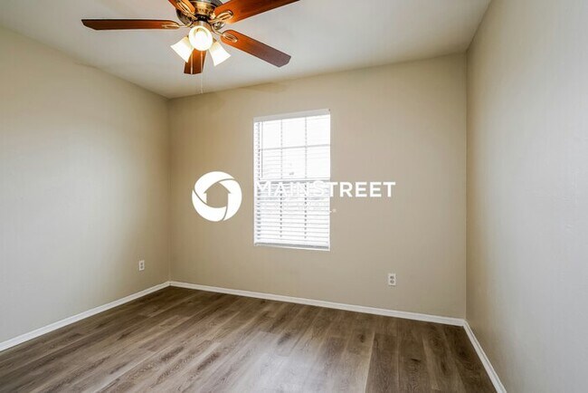 Building Photo - 3 Bedroom Pet-Friendly Home in Cape Coral, FL with Main Street Renewal