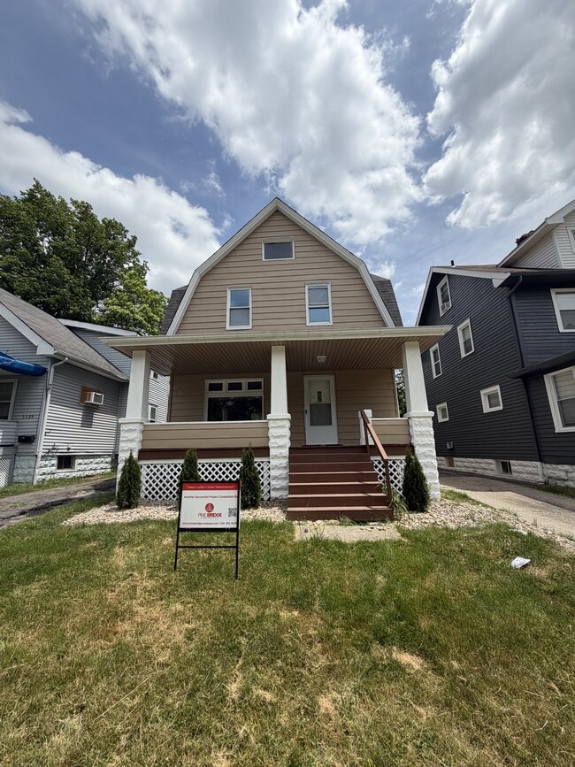 Building Photo - 3331 E 145th St