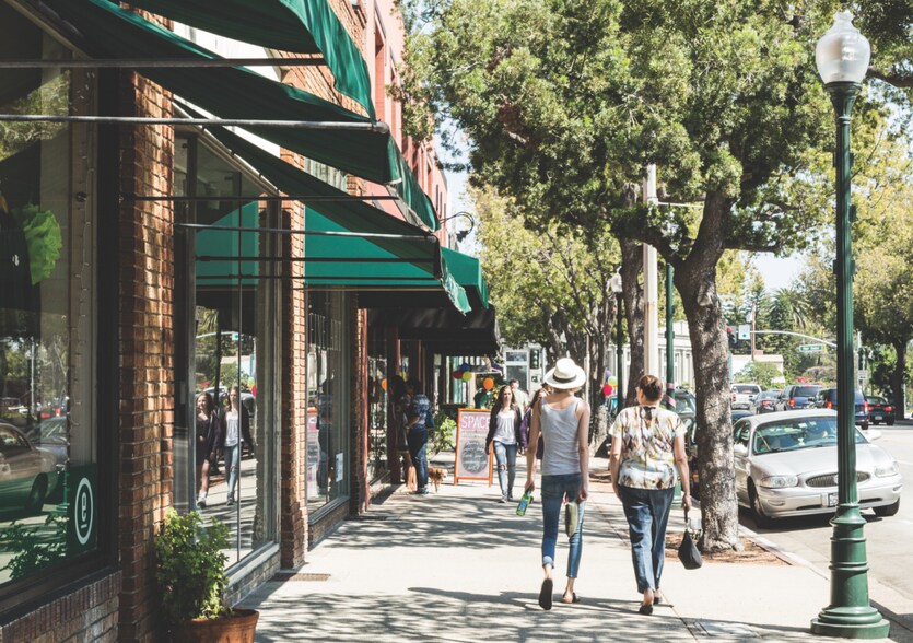 South Pasadena -Street - 809 Brent Ave