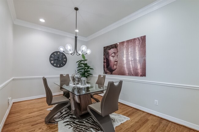 Building Photo - 7515 Shady Villa Walk