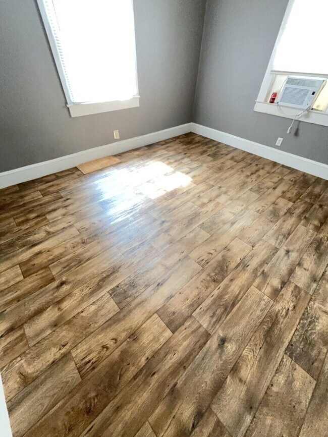 Building Photo - "Charming 3-Bedroom Haven with 2 Full Baths in the Heart of Belton!"