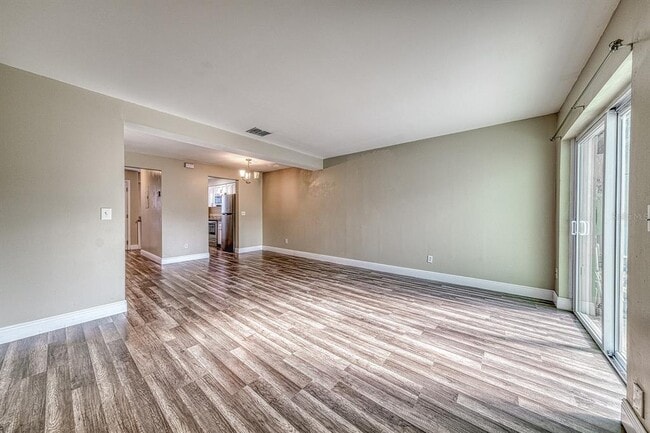 Building Photo - 283 Gardner Ln